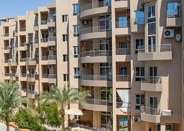 Princess 2 Bedrooms On Mamsha With Private Beach&pools Apartman