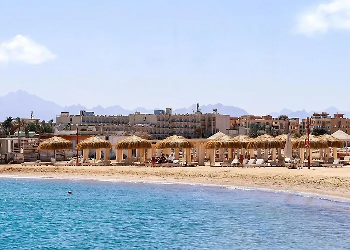 Apartman Princess 2 Bedrooms On Mamsha With Private Beach&pools Gurdaka