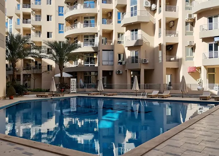 Apartman Princess 2 Bedrooms On Mamsha With Private Beach&pools Gurdaka