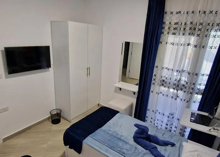 Princess 2 Bedrooms On Mamsha With Private Beach&pools Gurdaka
