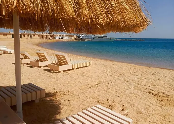 Apartman Princess 2 Bedrooms On Mamsha With Private Beach&pools Gurdaka